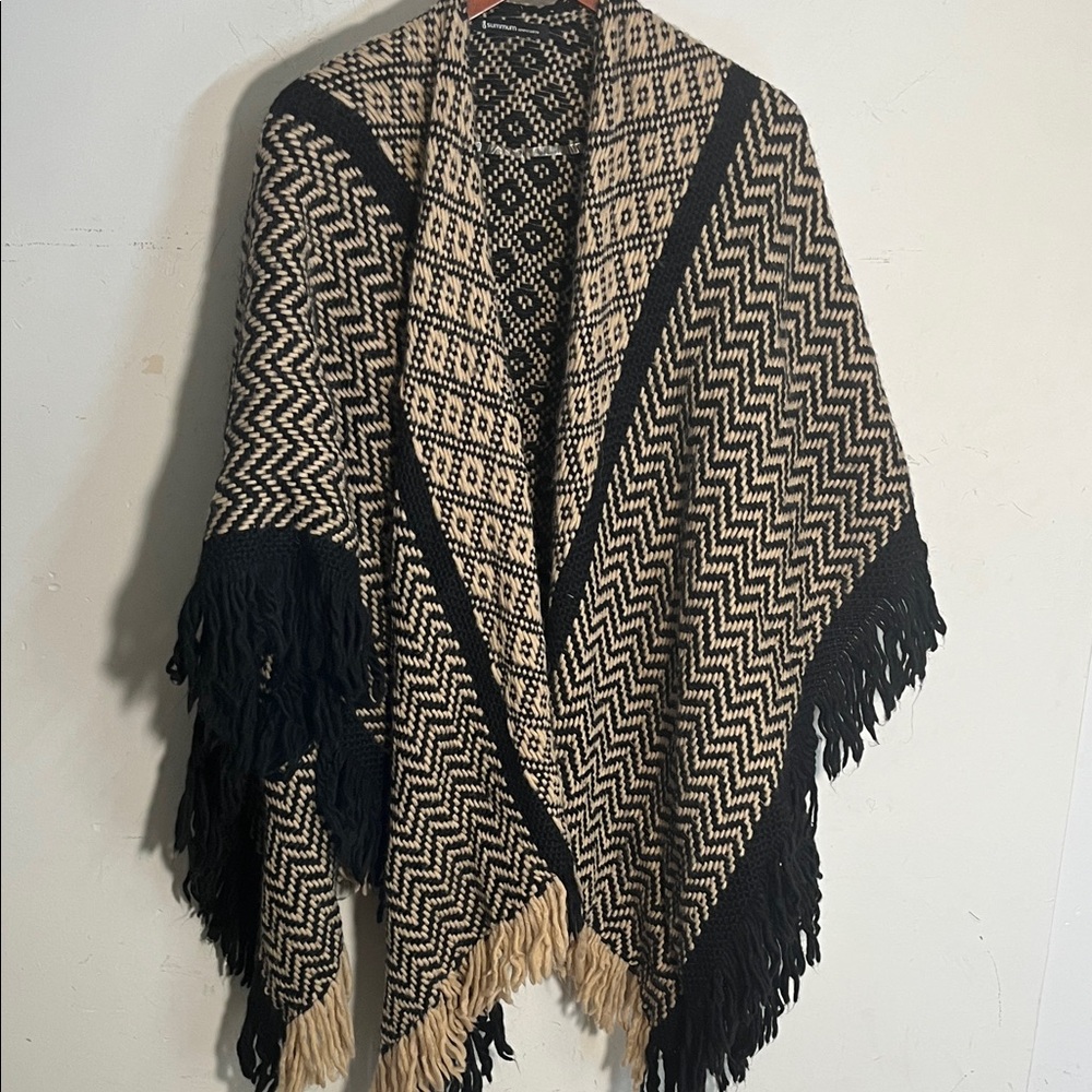 Summum Woman Black and Cream Patterned Poncho Shawl with Fringe